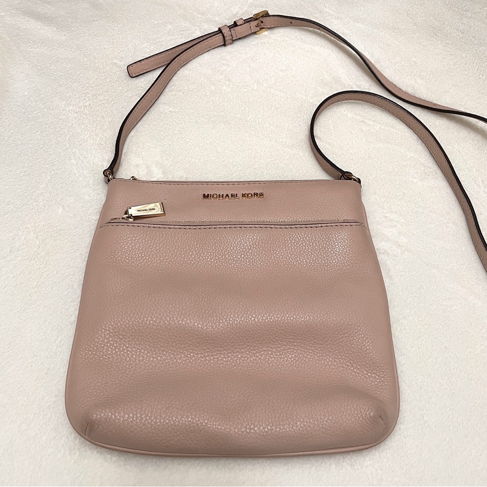 Michael Kors light pink crossbody bag